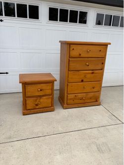 Dresser and night stand set of 2