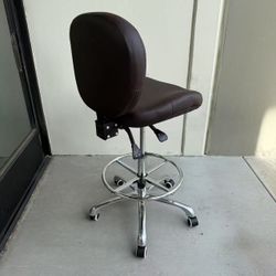 New In Box High Seating Office Computer Drafting Mesh Chair 
