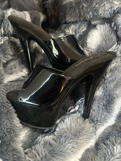 Brand new 7 pleaser stripper shoes heels clear