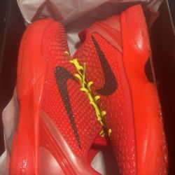 Kobe 6 Reverse Grinch