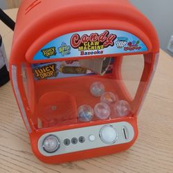 Small Candy Claw Machine