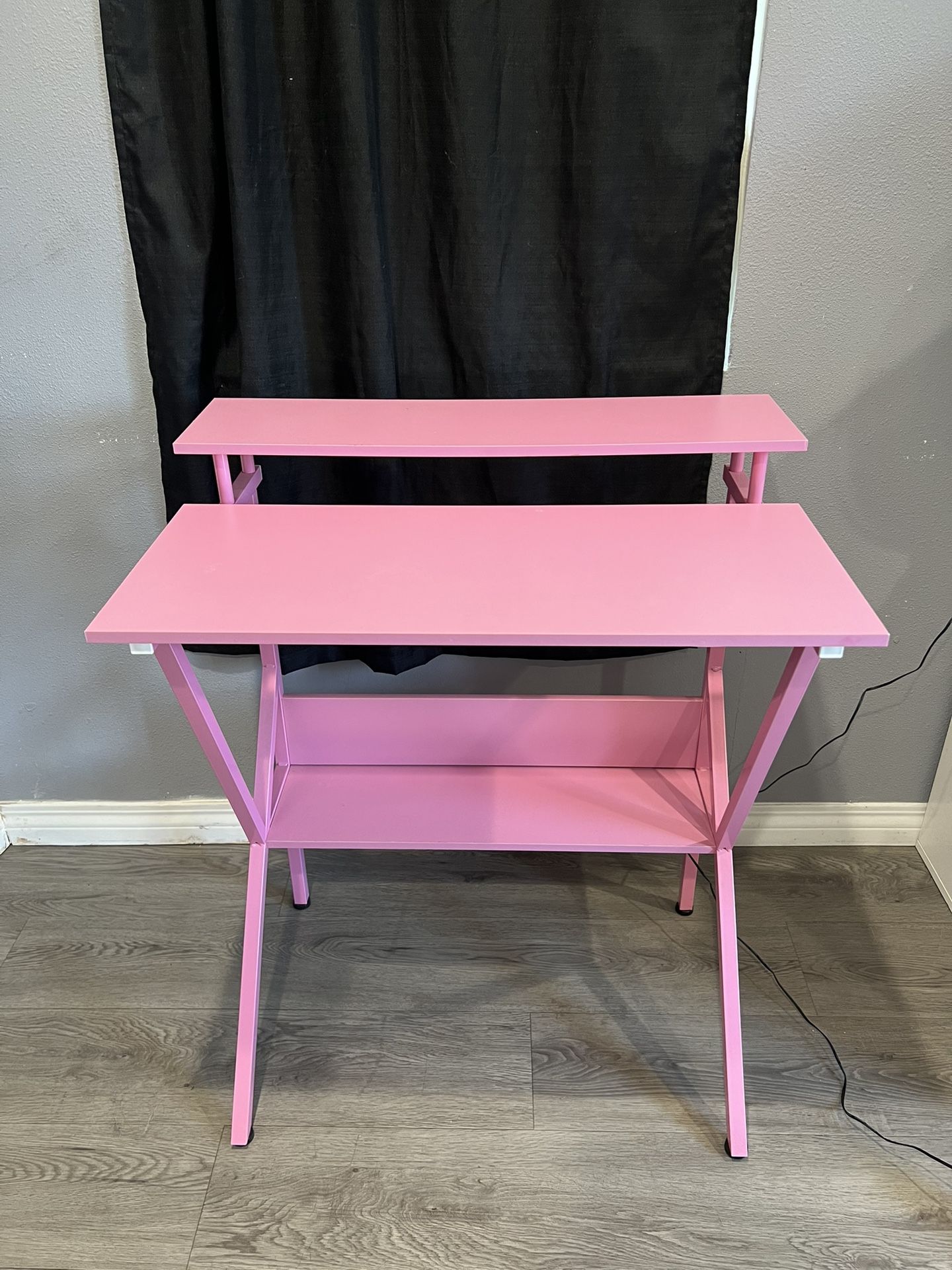Small Computer Desk