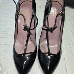 Gucci Pumps