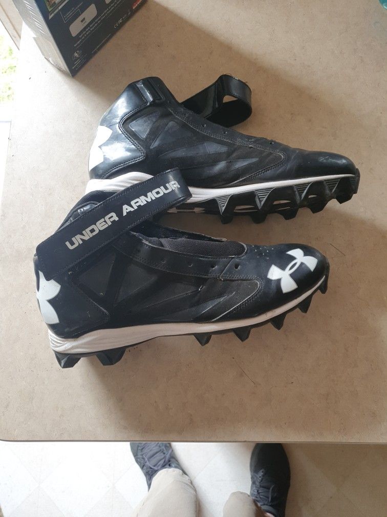 Under Armour 11.5 Cleats