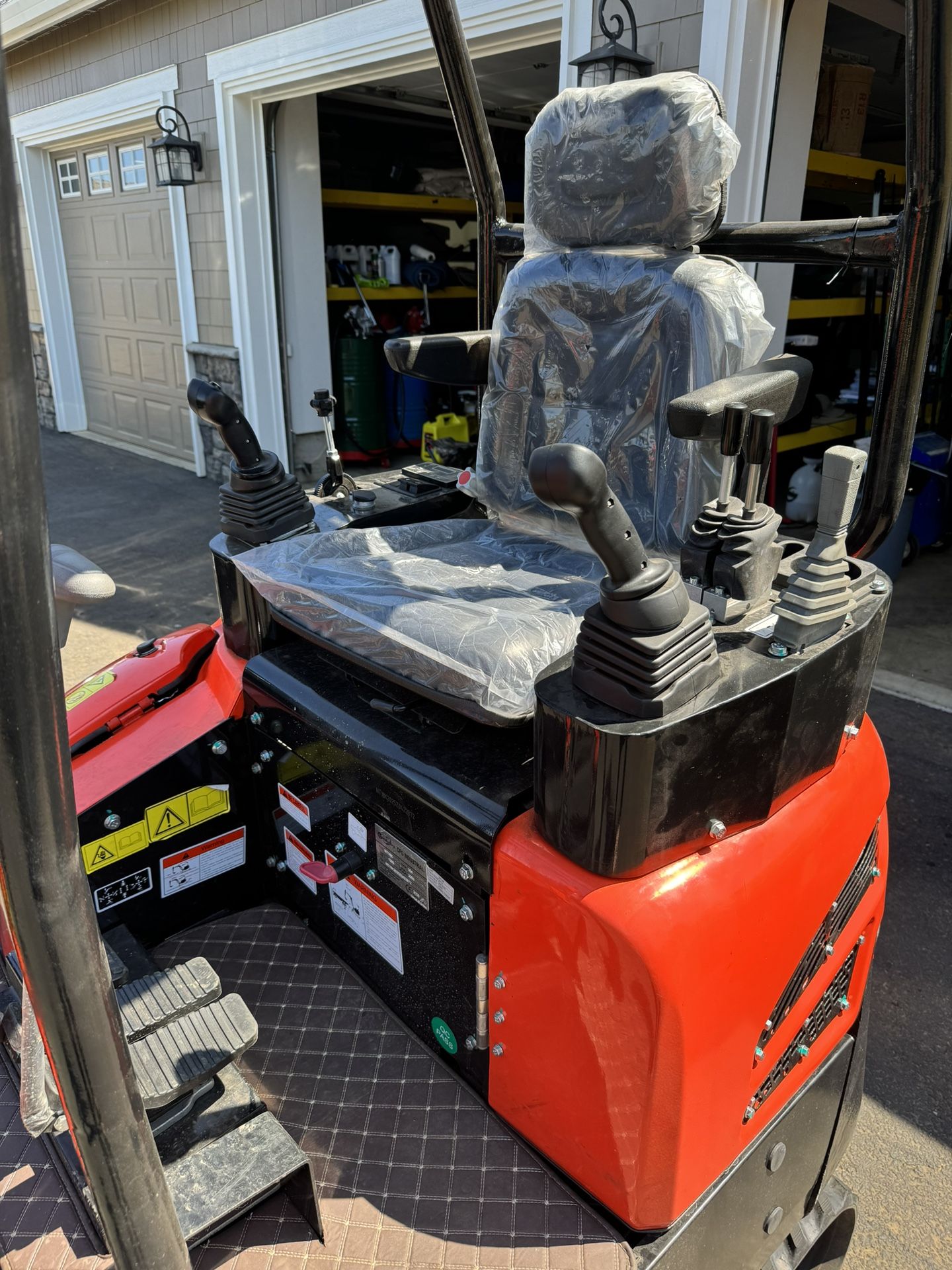 BRAND NEW Excavator with Kubota engine Free Local Delivery