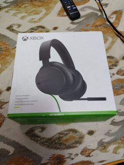 Microsoft Xbox stereo gaming headset. Wired model.