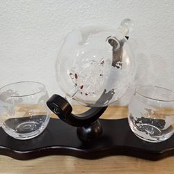 Globe Whiskey Decanter Set with Globe Glasses