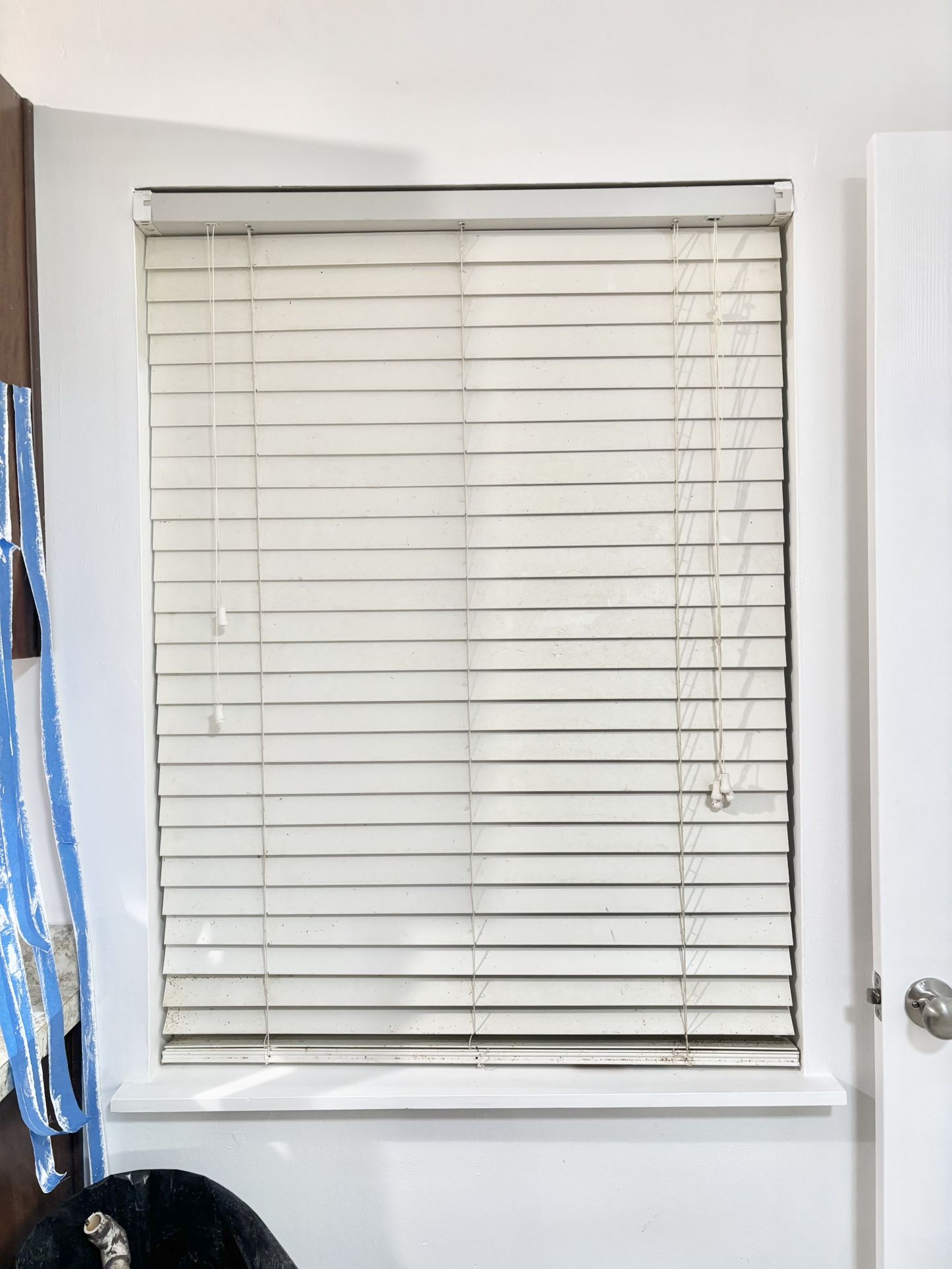 Blinds a - (1) 36” wide, white w/ 2 “ Slats