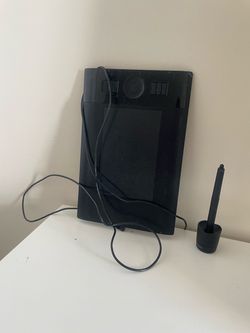 Wacom Drawing Tablet with Stylus and Stand