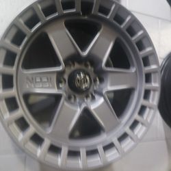 wheels 17 x9  icon available 