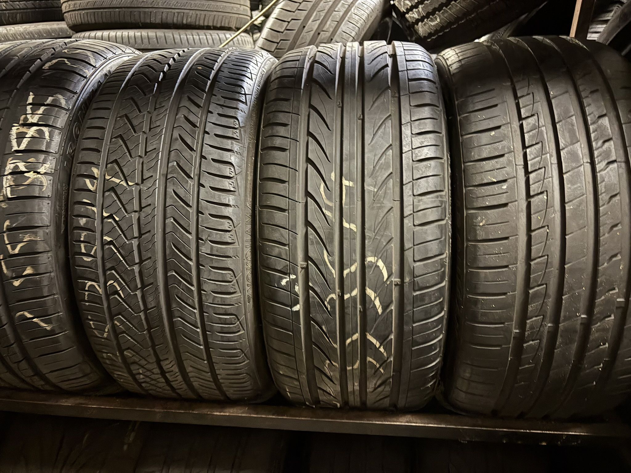 Tires 235-35r19 Mismatch