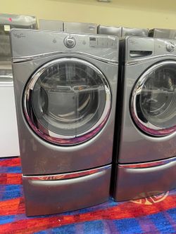 Whirlpool set washer and Gas Dryer