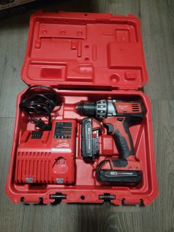 Milwaukee 2601-20 M18 1/2 Compact Driver Drilland Battery S 