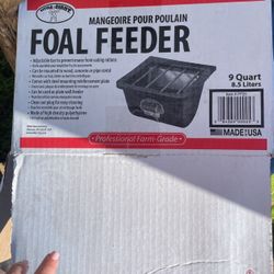 Foal Feeder