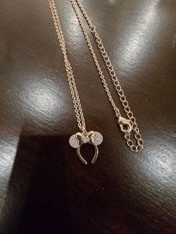 Rose Gold Minnie Mouse Ears Necklace