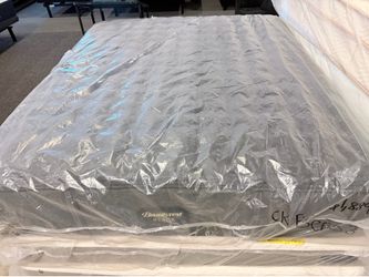 King mattress Beautyrest black series three firm