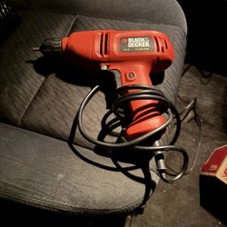  Black And decker times no longer needed Black and Decker drill 