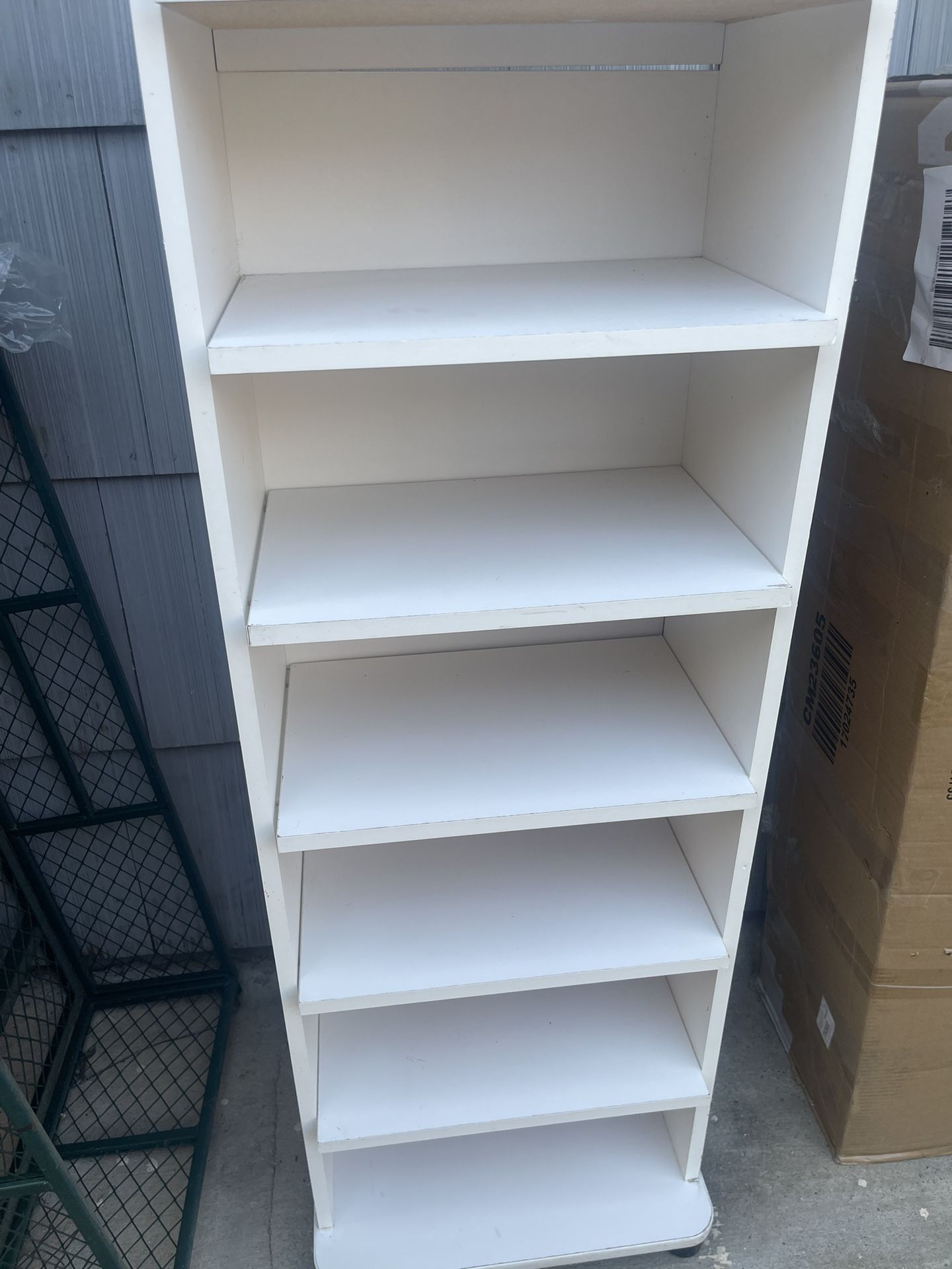 Shelf