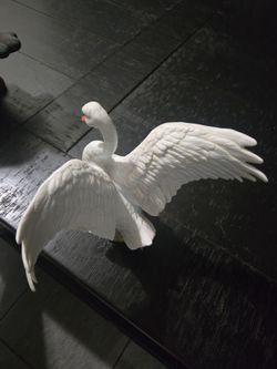 Masterpiece portlan swan