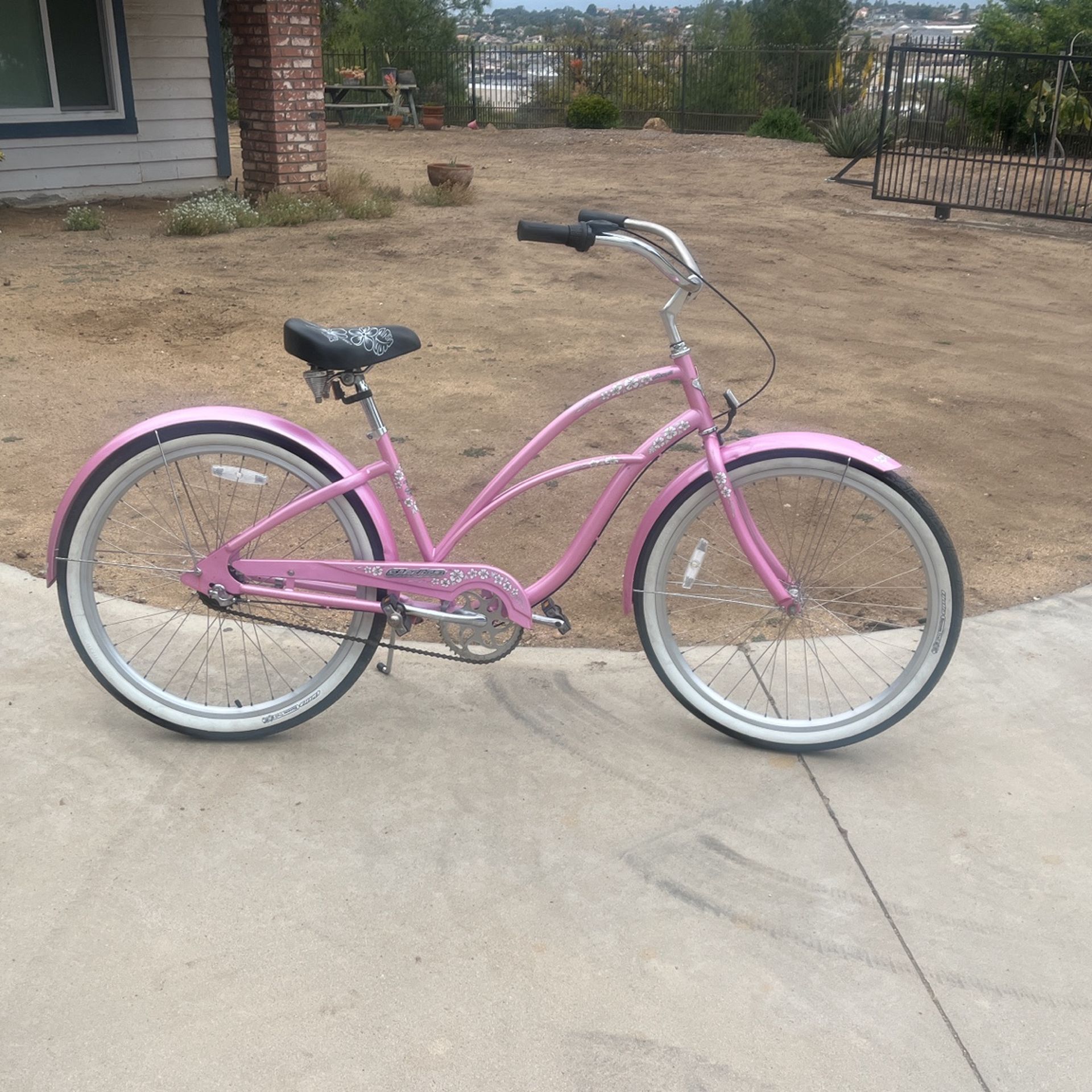 ELECTRA brand HAWAII edition 3 Three Speed Coaster Brake 26 Inch Wheels And Tires Beach Cruiser