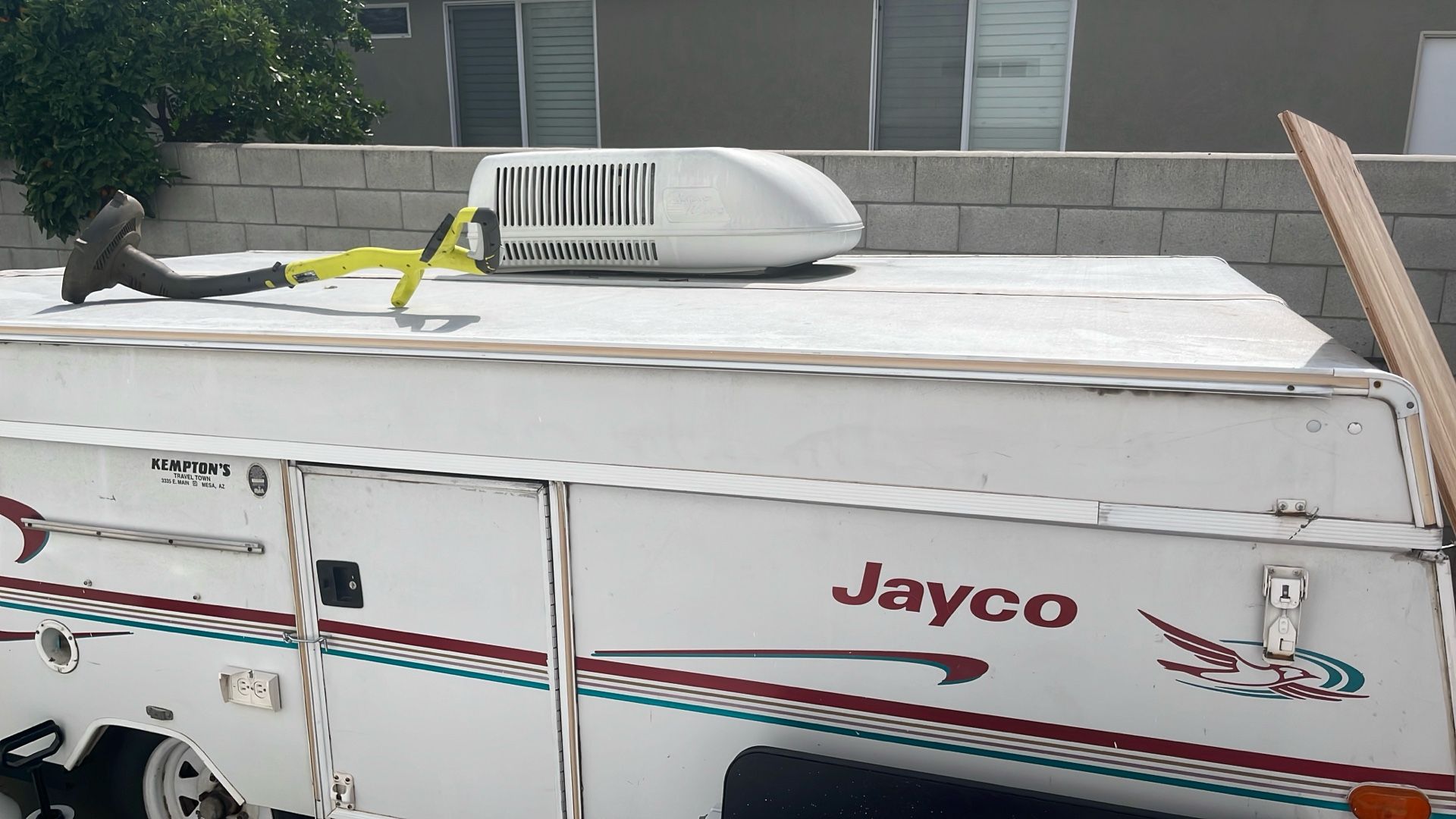 Jayco Eagle 1207 Popup Camper - 1998