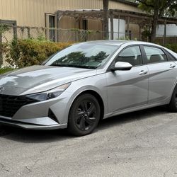 2022 Hyundai Elantra