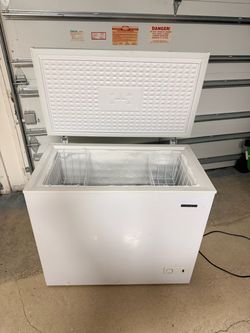 Thomson Chest Freezer White 7.0