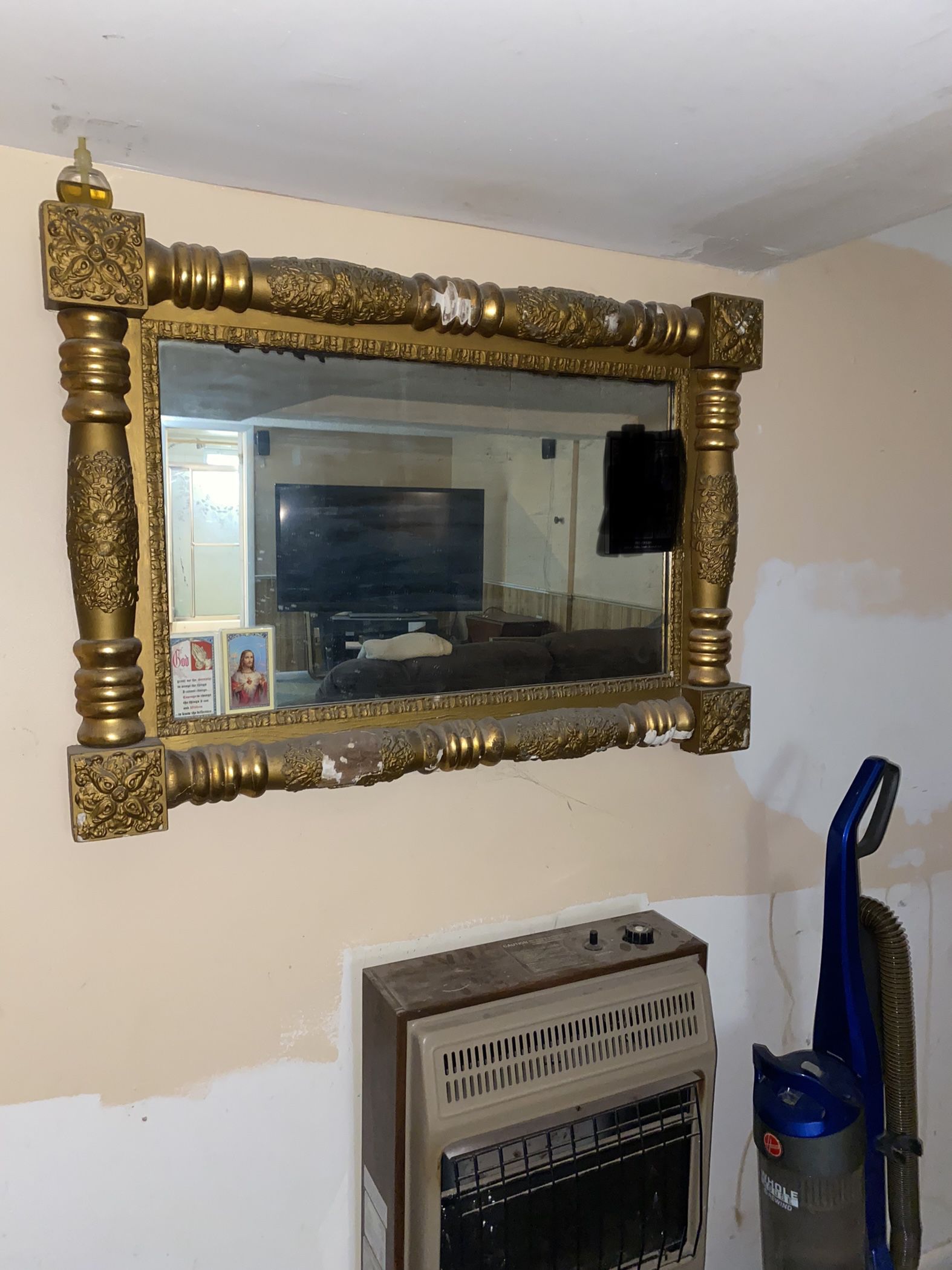 Old Antique Mirror In Great Condition (the Black Out Spot Is A Family Pic)