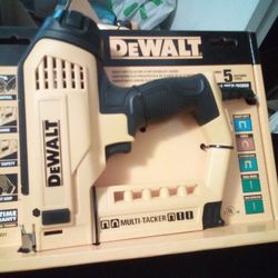 DEWALT *Heavy Duty* ELECTRIC STAPLE GUN/ NAIL TACKER