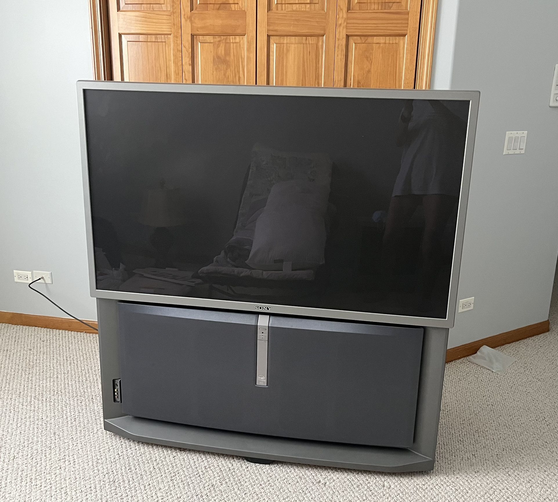 Sony 57" widescreen HDTV