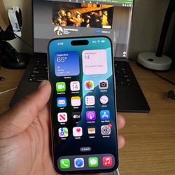 iPhone 15 Pro Max - 512GB - (UNLOCKED) - White Titanium