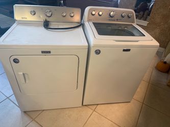 Maytag washer and dryer set