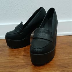 New Black Heels