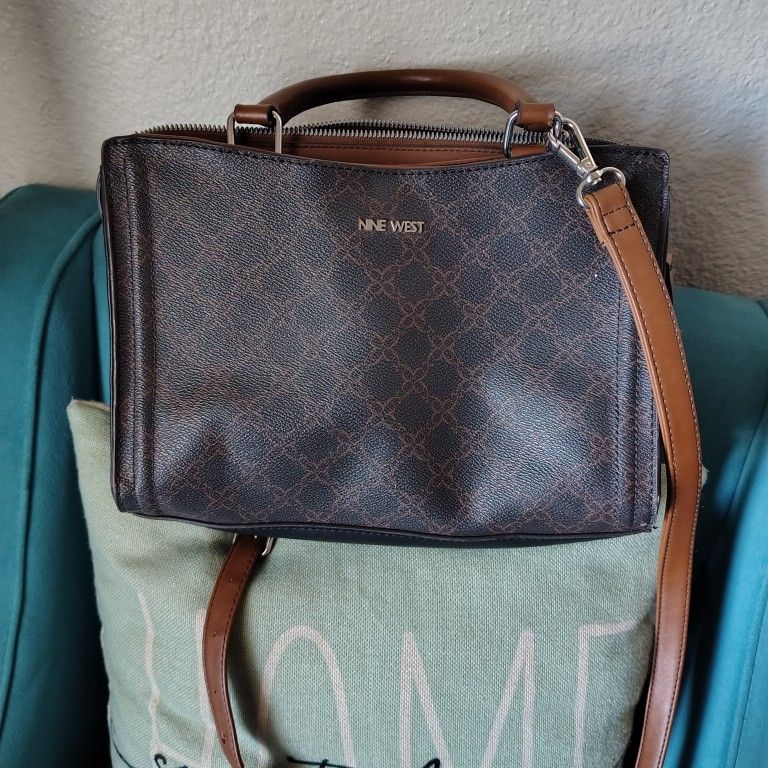 Nine West 👜 Slightly Used