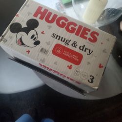 Huggies Snug And Dry Diapers 