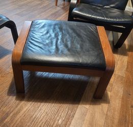IKEA POÄNG
Ottoman, walnut effect/Grann black Leather