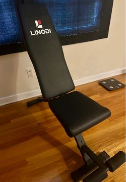 Weight bench! Barely used