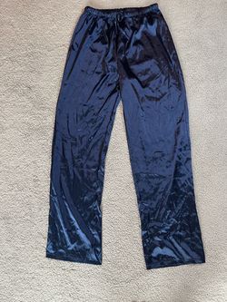 Navy blue shiny track pants with elastic waistband and pockets. Size: M #tracksuit #athleisure