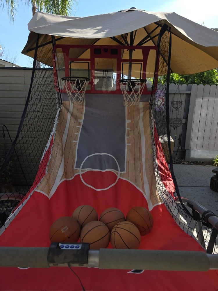 **Basketball Ball Hoop**