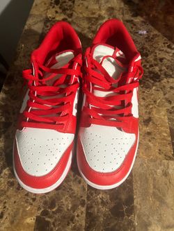 Nike dunks red size 11