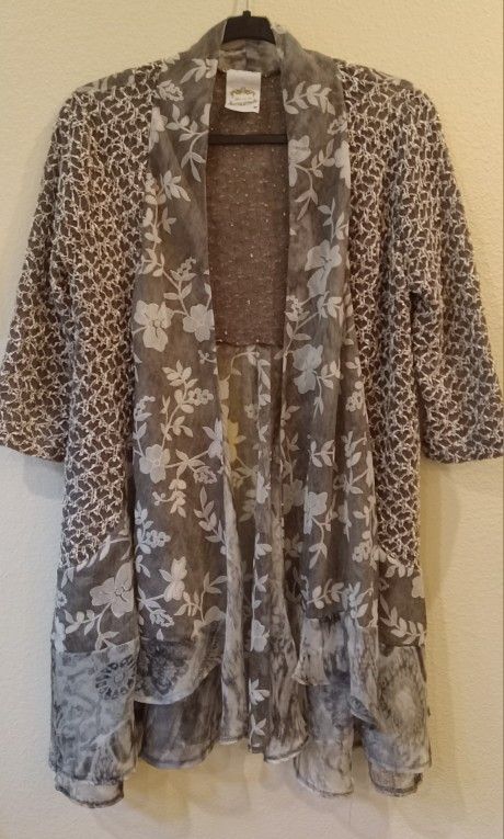 Shabby Chic Ladies Cardigan Top