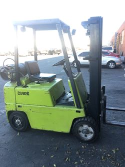 Clark Forklift