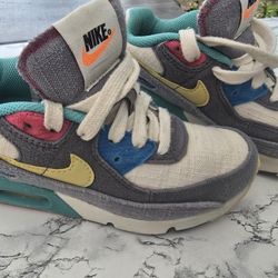Nike 