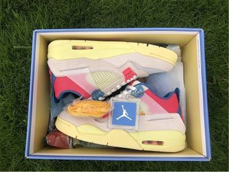 Union LA x Air Jordan 4 Retro 'Guava Ice' 3
