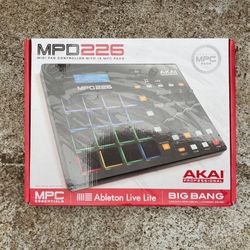 Akai MPD226