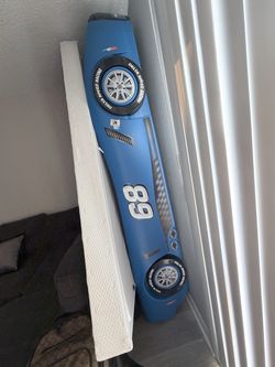 Twin race car bed