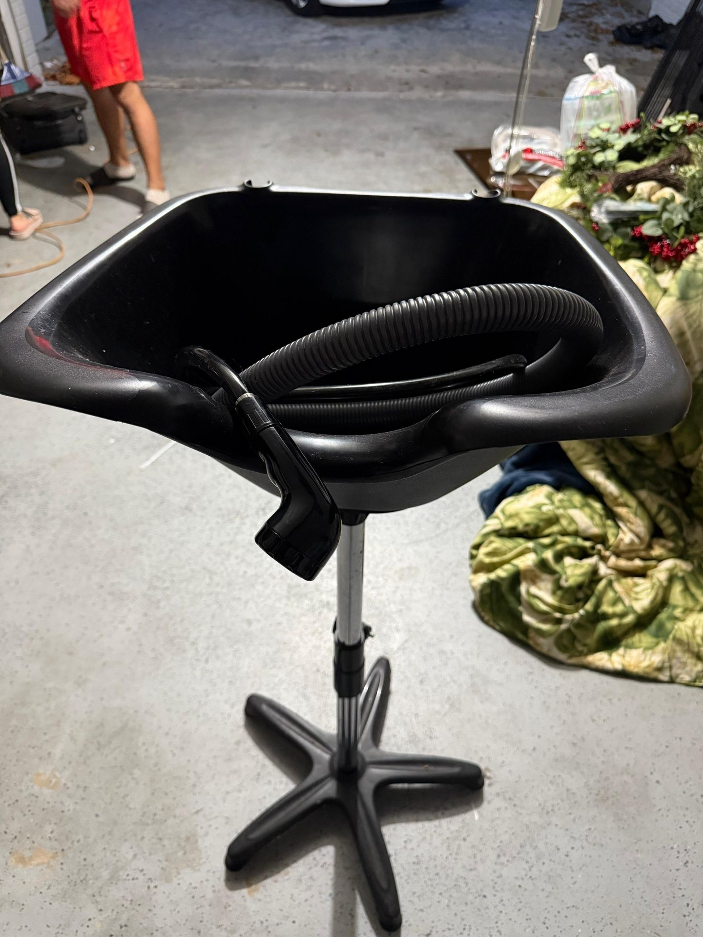 Shampoo Bowl with Drain Hair Washing Basin Sink