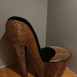 Large Heel Couch