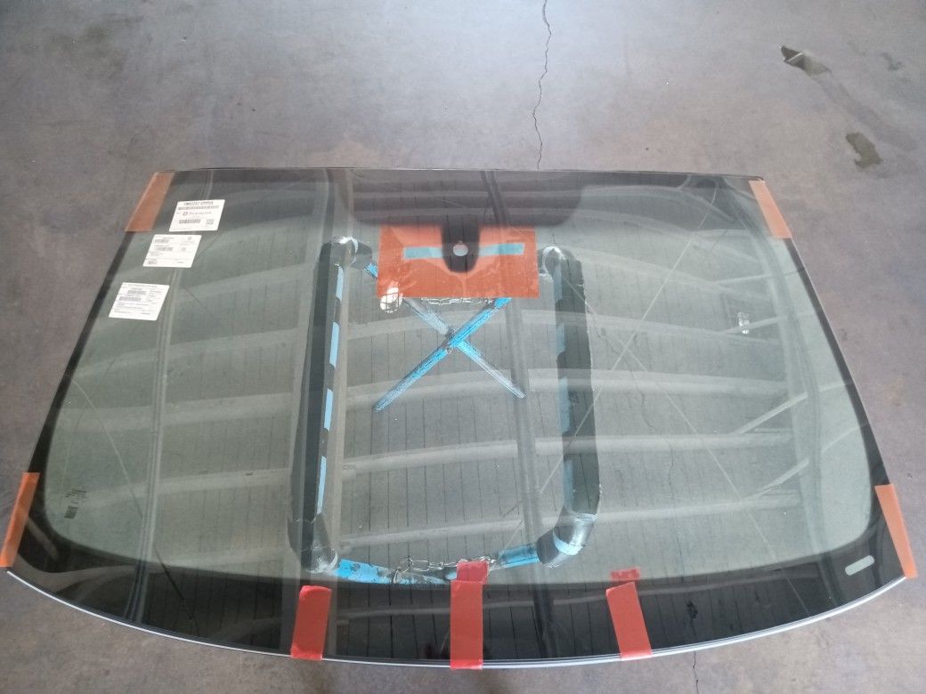 Brand New 2011-2018 Porsche Cayenne Windshield