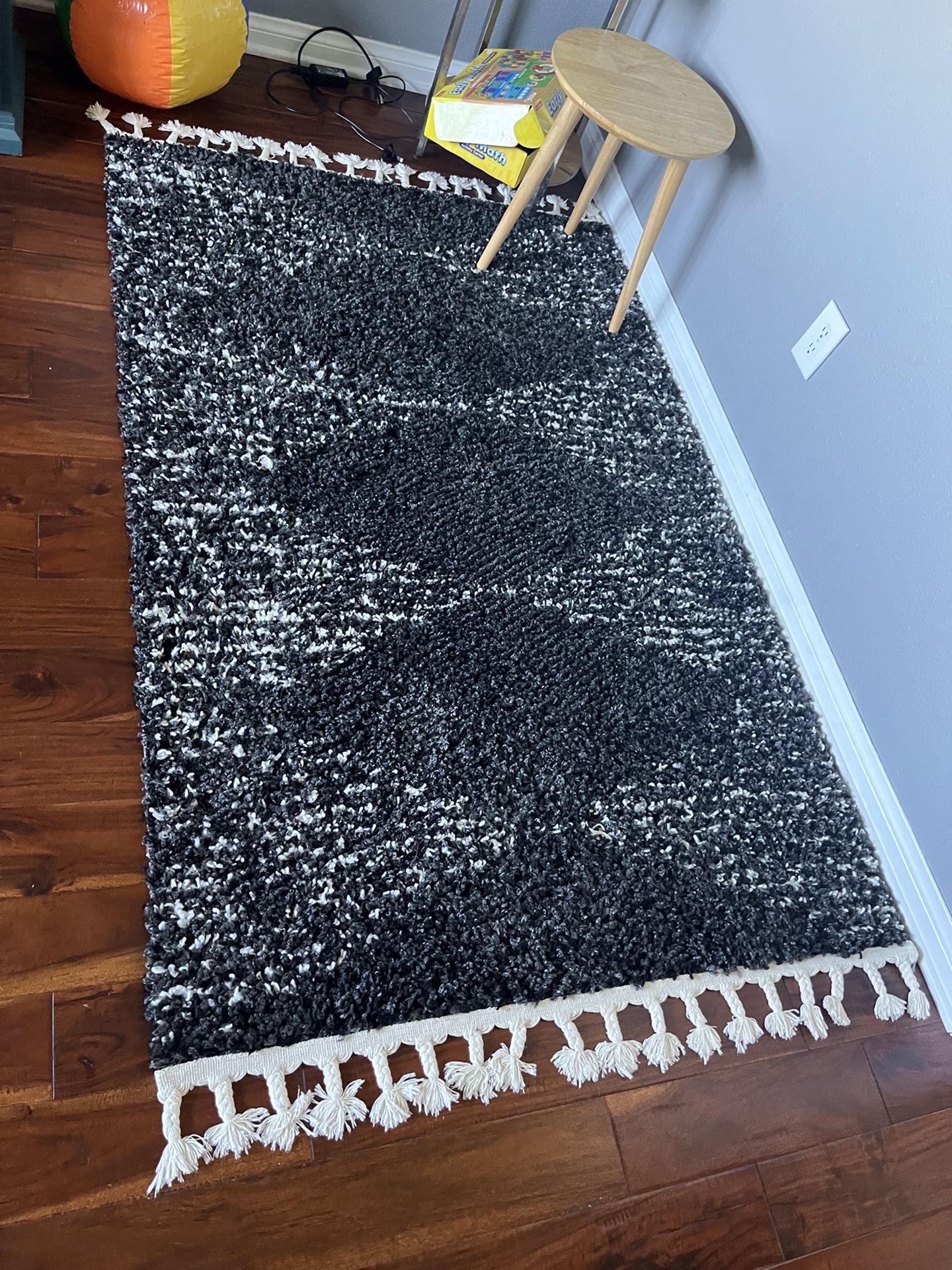 Rug New